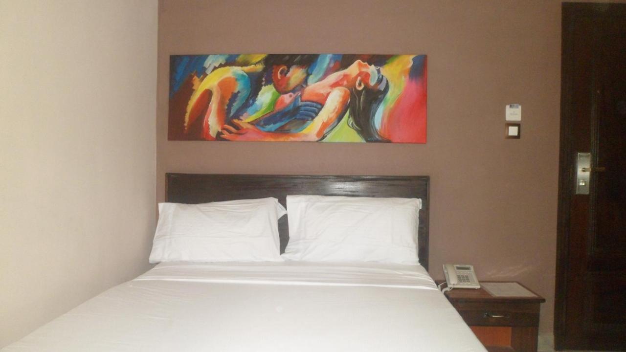 Benin City Center Hotel Cotonou Eksteriør bilde