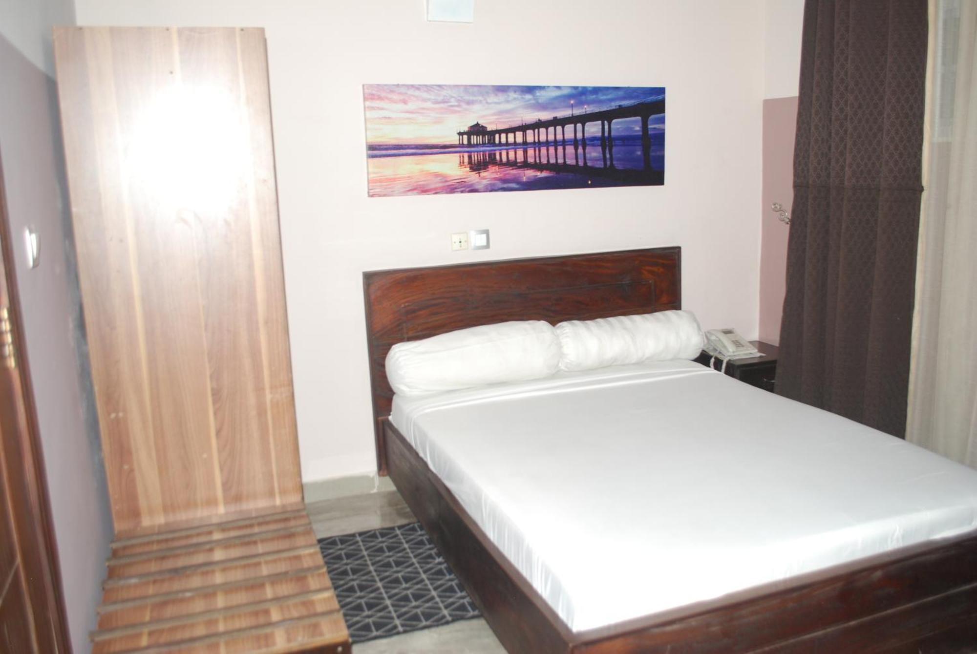 Benin City Center Hotel Cotonou Eksteriør bilde